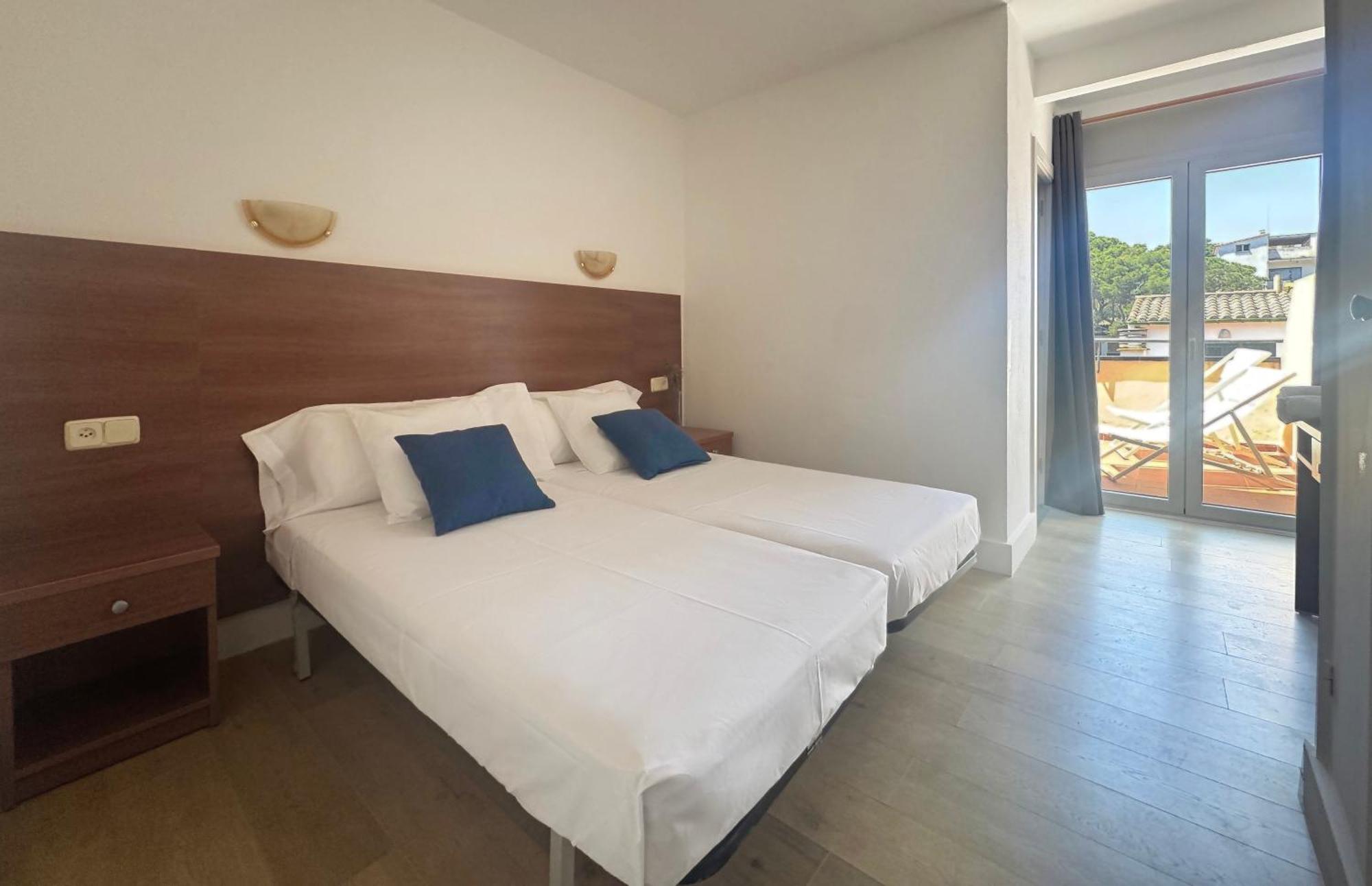 Hotel Medium Montecarlo ปาลาฟรูเจย์ ภายนอก รูปภาพ